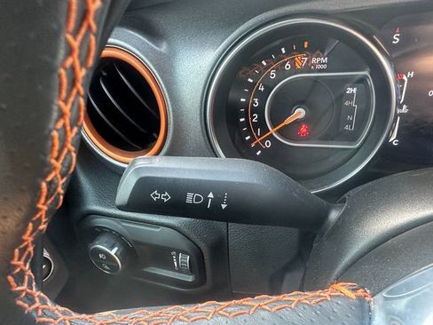 Used 2023 Jeep Gladiator Mojave w/ Cold Weather Group image 33