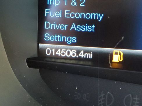 Used 2023 Ford Edge SEL AWD/4WD image 18