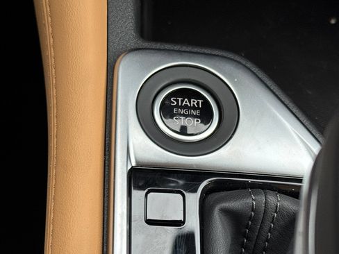 New 2025 Nissan Sentra SV w/ SV Premium Package image 18