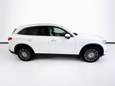 Certified 2026 Mercedes-Benz GLC 300 4MATIC image 4