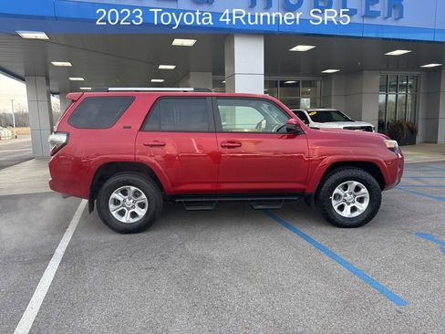 Used 2023 Toyota 4Runner SR5 image 2
