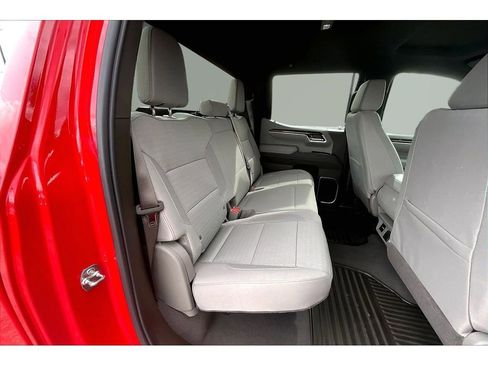 New 2026 GMC Sierra 1500 SLE image 10