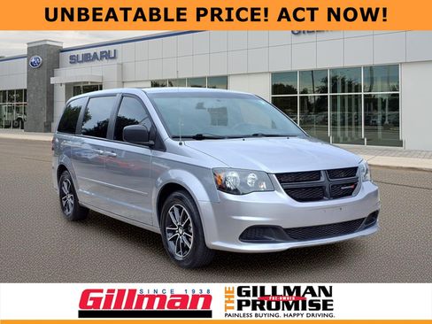 Used 2015 Dodge Grand Caravan SE w/ Quick Order Package 29E SE FWD image 1