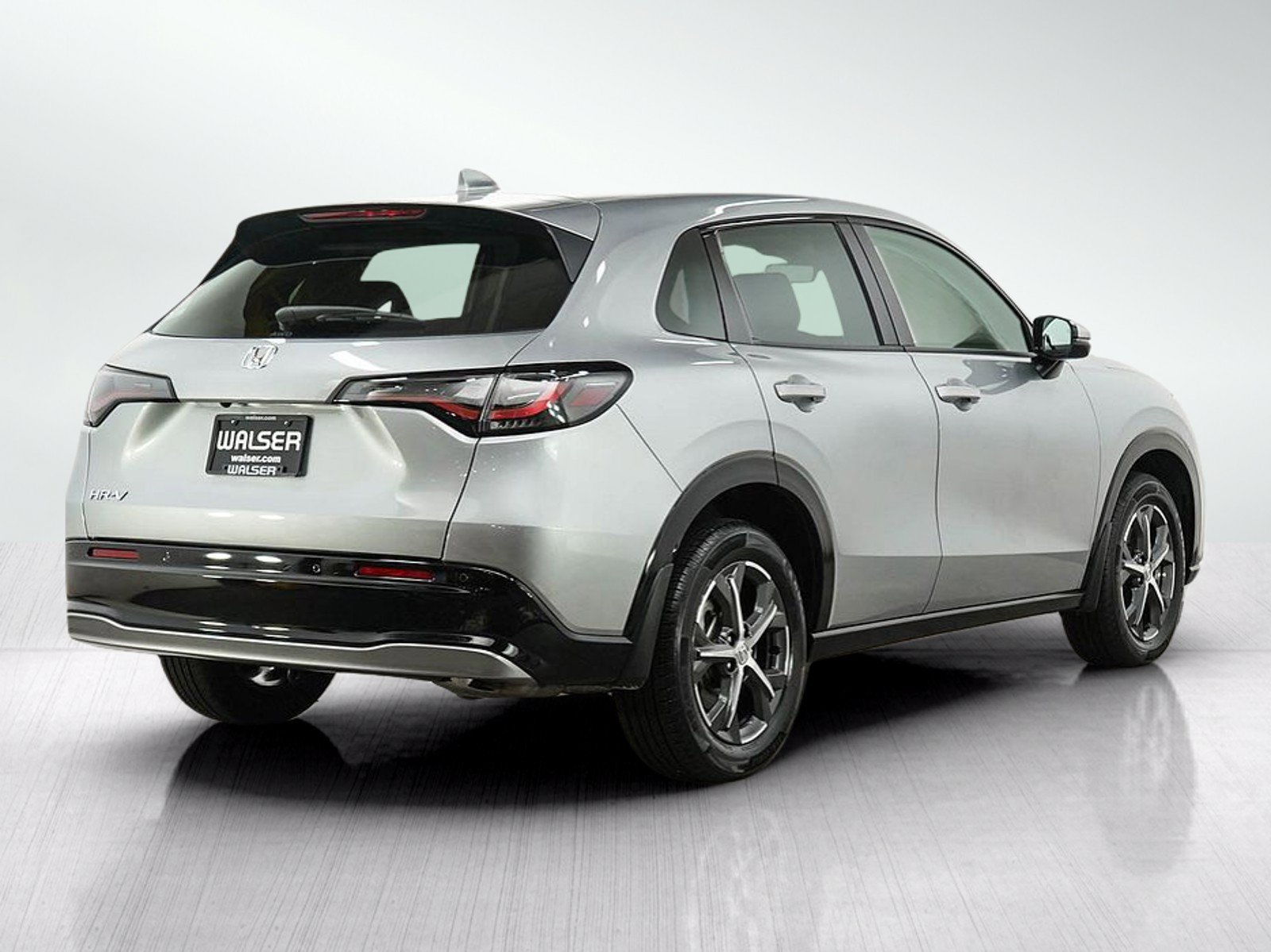Used 2025 Honda HR-V EX-L image 5