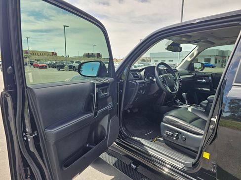 Used 2020 Toyota 4Runner Nightshade AWD/4WD image 18