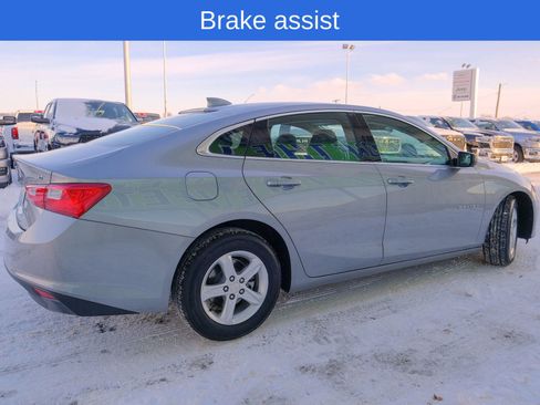 Used 2024 Chevrolet Malibu LT image 9