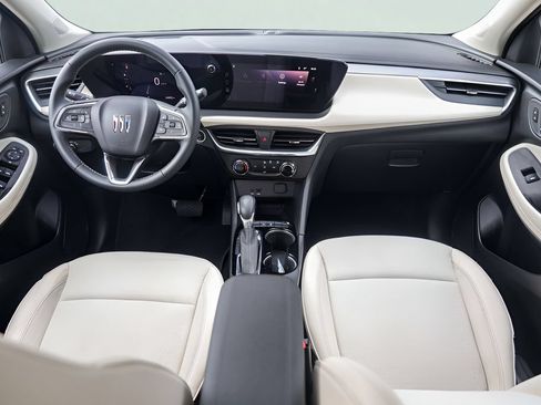 Used 2024 Buick Encore GX Preferred FWD image 25
