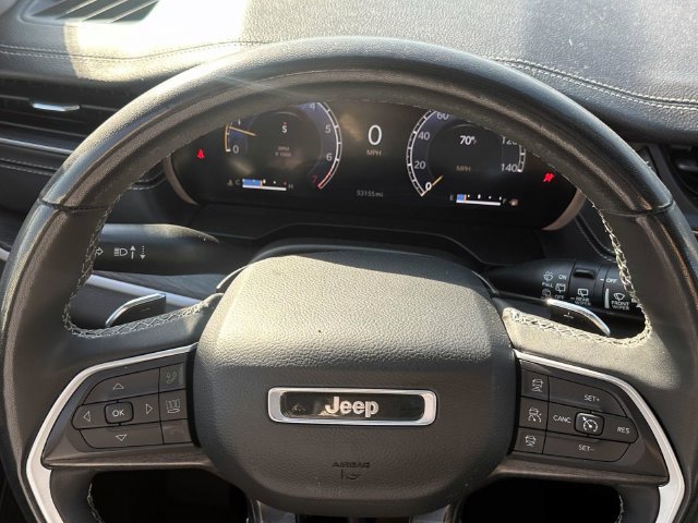 Used 2023 Jeep Grand Cherokee L Limited AWD/4WD image 19