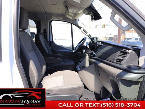 Used 2023 Ford Transit 350 XLT image 29