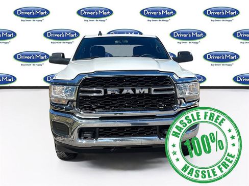 Used 2022 RAM 2500 Tradesman w/ Chrome Appearance Group image 2