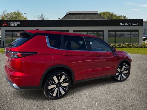 New 2026 Mitsubishi Outlander SE image 6