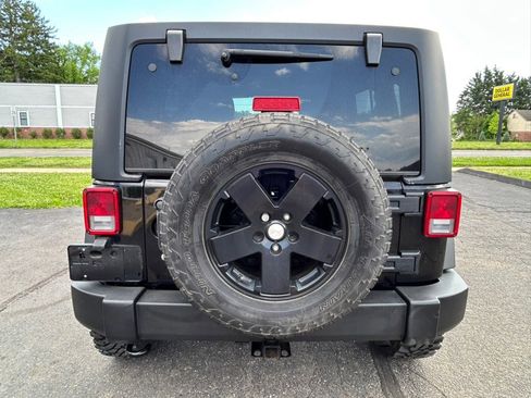 Used 2017 Jeep Wrangler Unlimited Sport w/ Quick Order Package 24S AWD/4WD image 6