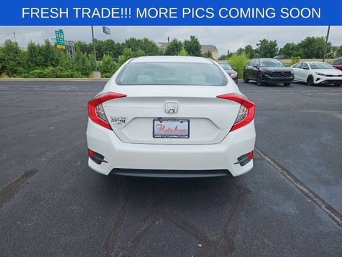 Used 2016 Honda Civic EX image 4