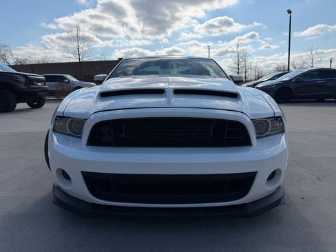 Used 2013 Ford Mustang GT Premium image 2