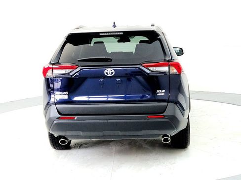 Used 2025 Toyota RAV4 XLE w/ Convenience Package AWD/4WD image 5