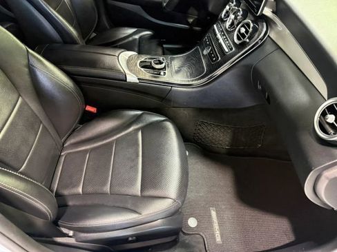 Used 2018 Mercedes-Benz C 300 Sedan image 28