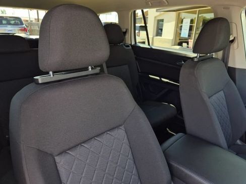 Used 2019 Volkswagen Atlas S FWD image 16