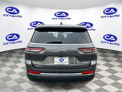 Used 2022 Jeep Grand Cherokee L Limited image 5