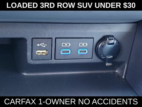 Used 2022 Toyota Highlander XLE AWD/4WD image 25