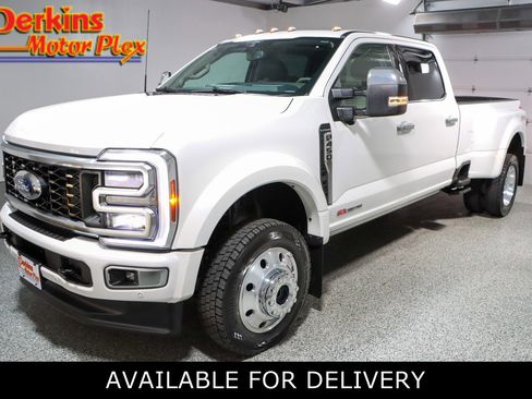 Used 2025 Ford F450 Platinum w/ Platinum Plus Package image 1