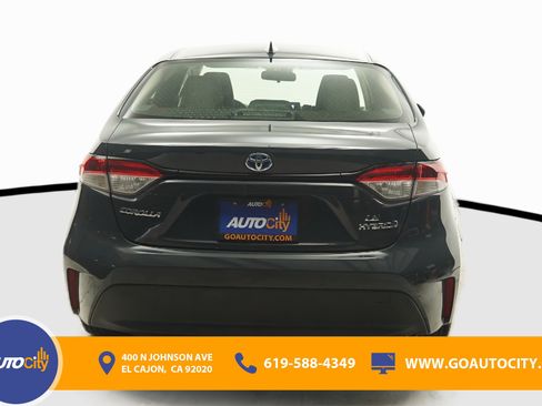 Used 2024 Toyota Corolla LE FWD image 12