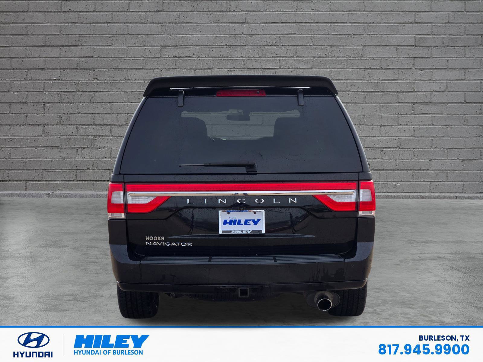 Used 2017 Lincoln Navigator Select AWD/4WD image 7