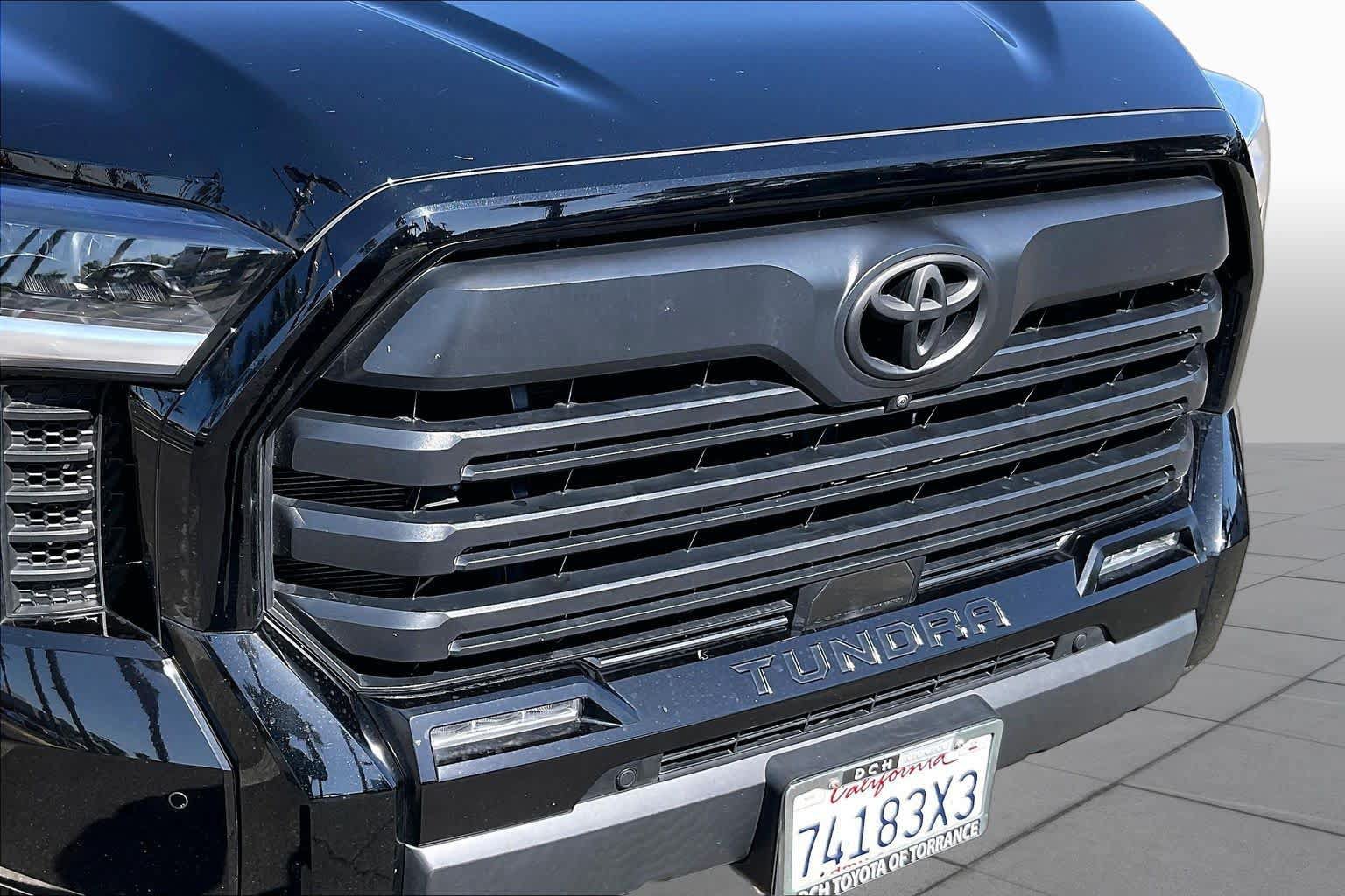 Used 2024 Toyota Tundra Limited AWD/4WD image 28