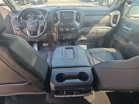 Used 2022 GMC Sierra 1500 Denali w/ Denali Premium Package AWD/4WD image 18