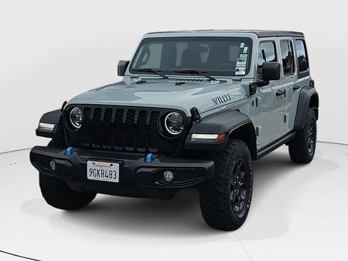 Used 2023 Jeep Wrangler Unlimited w/ Cold Weather Group image 7