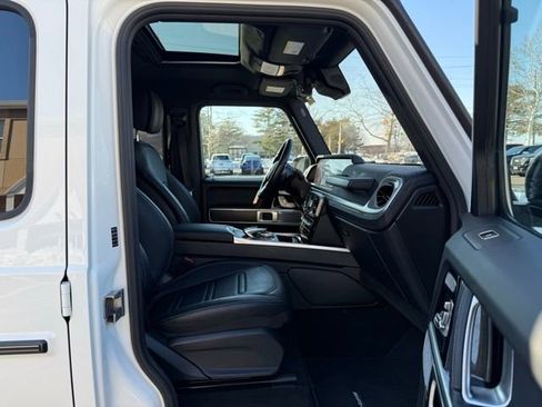 Used 2021 Mercedes-Benz G 550 w/ AMG Line image 34