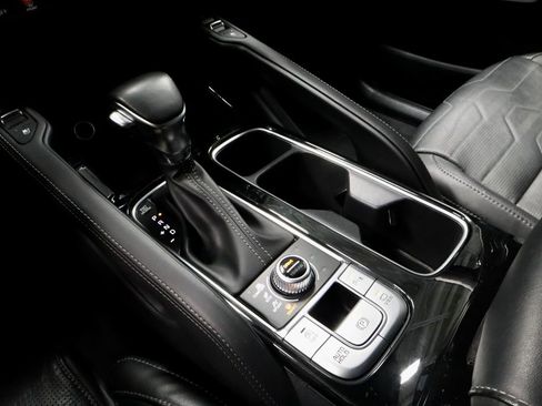 Used 2022 Kia Telluride SX image 36