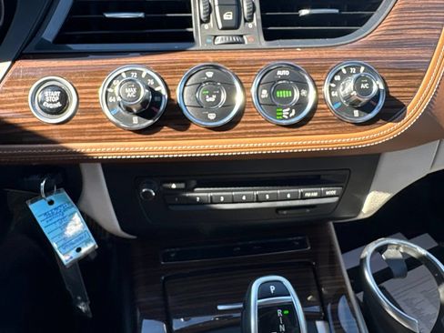 Used 2015 BMW Z4 sDrive28i RWD image 20