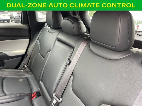 Used 2023 Jeep Compass Limited AWD/4WD image 13