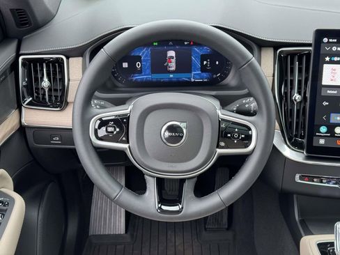 Certified 2026 Volvo XC90 B6 Plus w/ Protection Package image 12