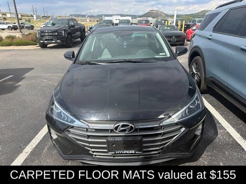 Used 2020 Hyundai Elantra SEL FWD image 3