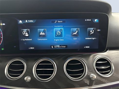 Used 2021 Mercedes-Benz E 450 4MATIC All-Terrain Wagon image 25