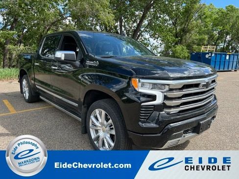 Used 2024 Chevrolet Silverado 1500 High Country w/ High Country Premium Package AWD/4WD image 1