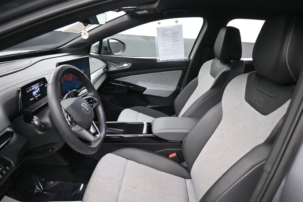 Used 2024 Volkswagen ID.4 Pro AWD/4WD image 20
