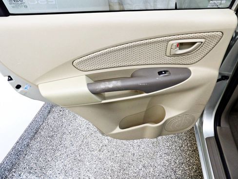 Used 2009 Hyundai Tucson GLS FWD image 9