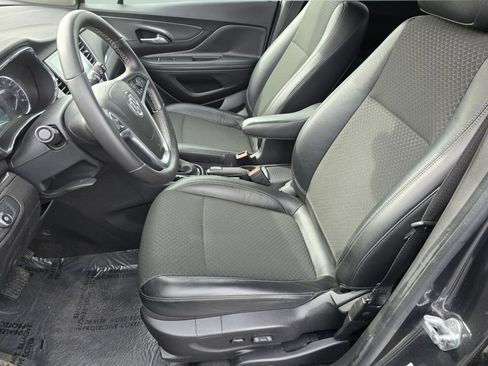 Used 2017 Buick Encore Preferred AWD/4WD image 29