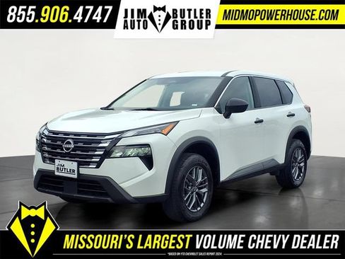 Used 2024 Nissan Rogue S AWD/4WD image 1