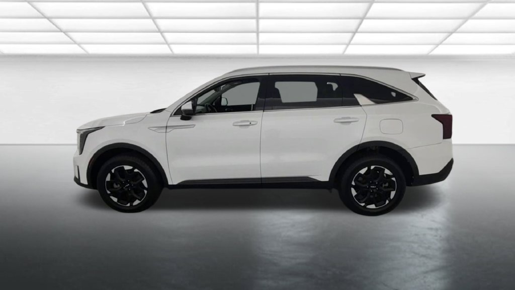 Used 2024 Kia Sorento S AWD/4WD image 4