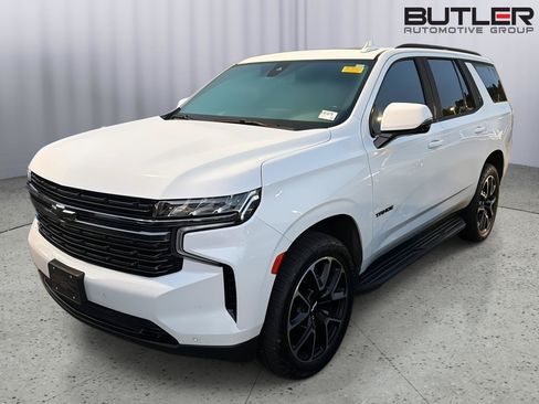 Used 2021 Chevrolet Tahoe RST w/ Luxury Package RWD image 1