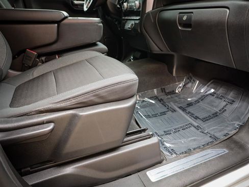 Used 2020 GMC Sierra 1500 Elevation image 25