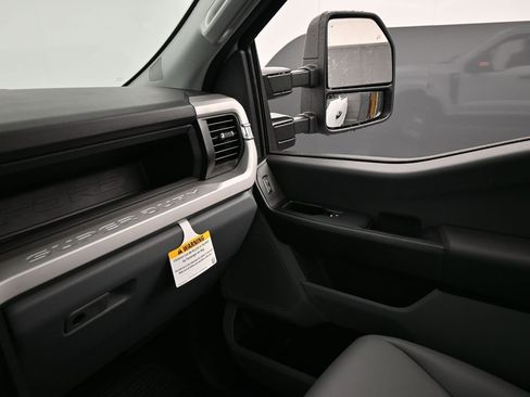 New 2026 Ford F250 XL w/ F-250 >10K GVWR Package image 21