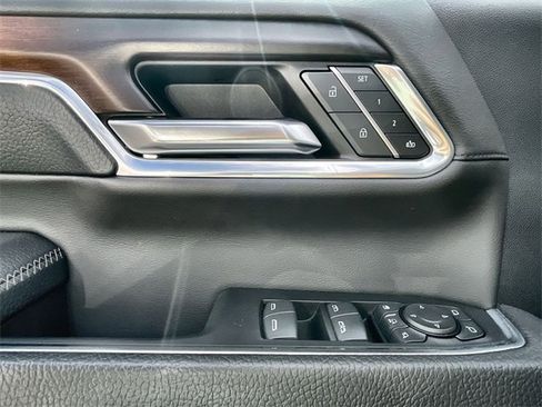 Certified 2024 GMC Sierra 2500 Denali w/ Denali Reserve Package image 24