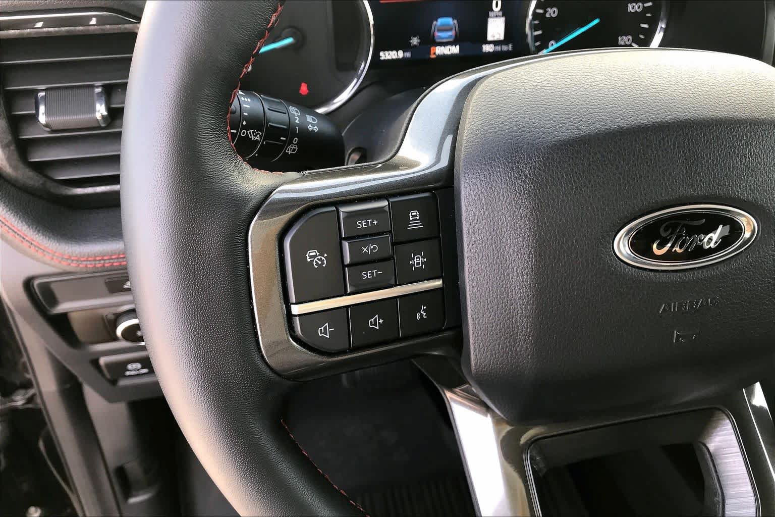 Used 2023 Ford Expedition Limited RWD image 24