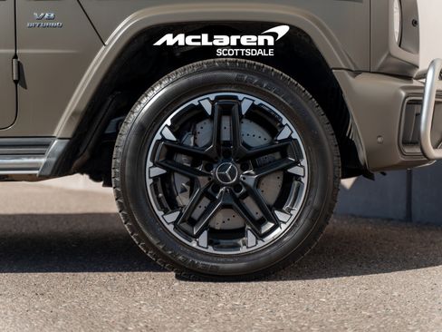 Used 2025 Mercedes-Benz G 63 AMG 4MATIC image 32