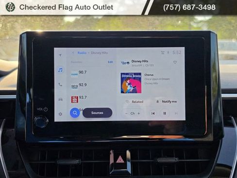 Used 2024 Toyota Corolla LE FWD image 16