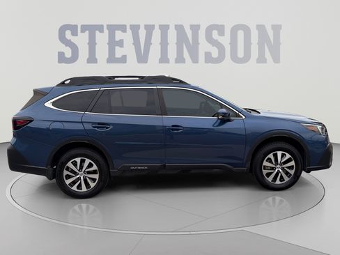 Used 2021 Subaru Outback Premium AWD/4WD image 6